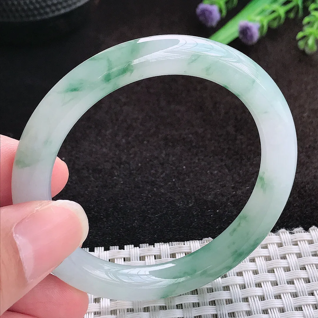 自然光51/8.6/8.7老坑冰胶水灵小圈口飘花圆条手镯宽边翡翠玉镯美人镯