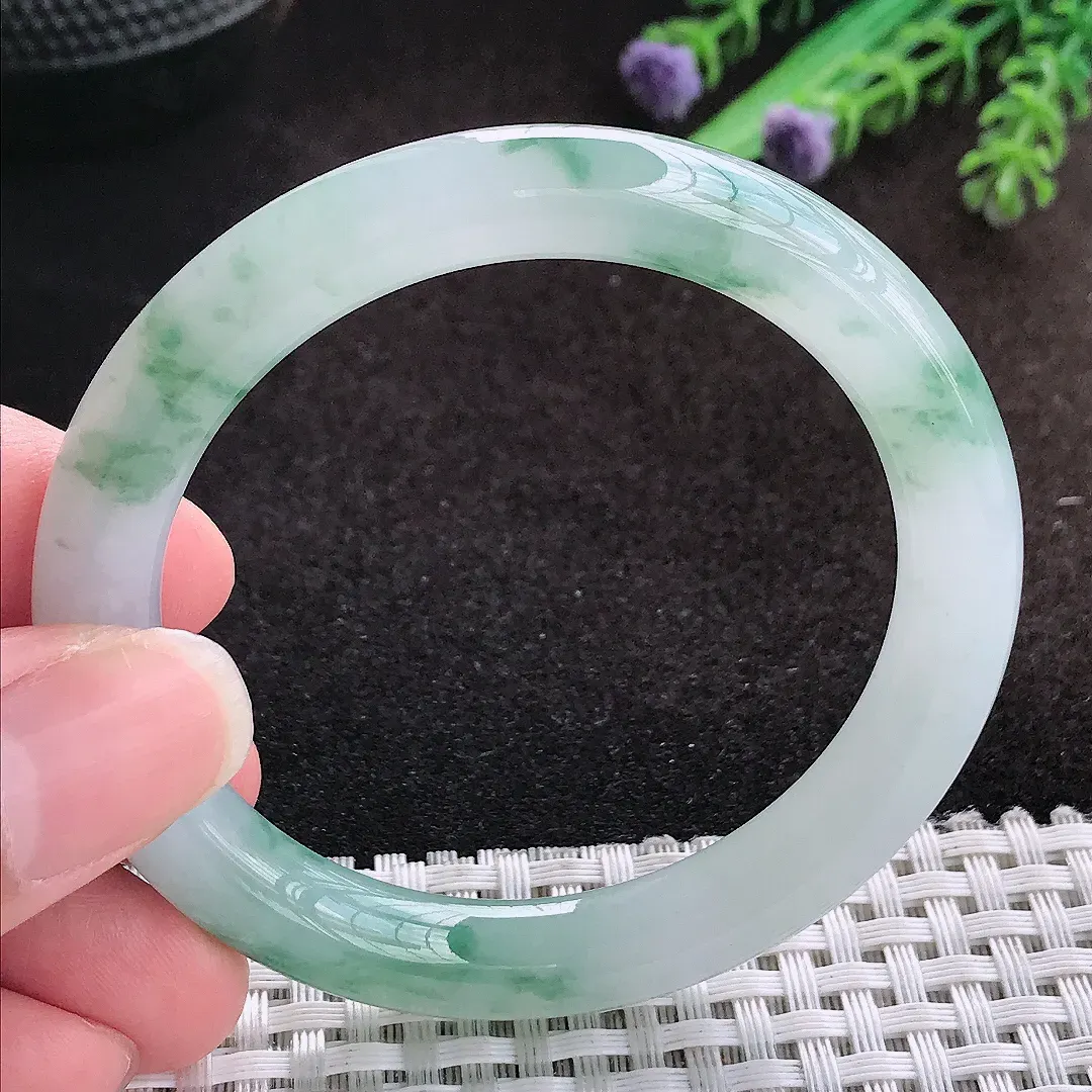 自然光51/8.6/8.7老坑冰胶水灵小圈口飘花圆条手镯宽边翡翠玉镯美人镯