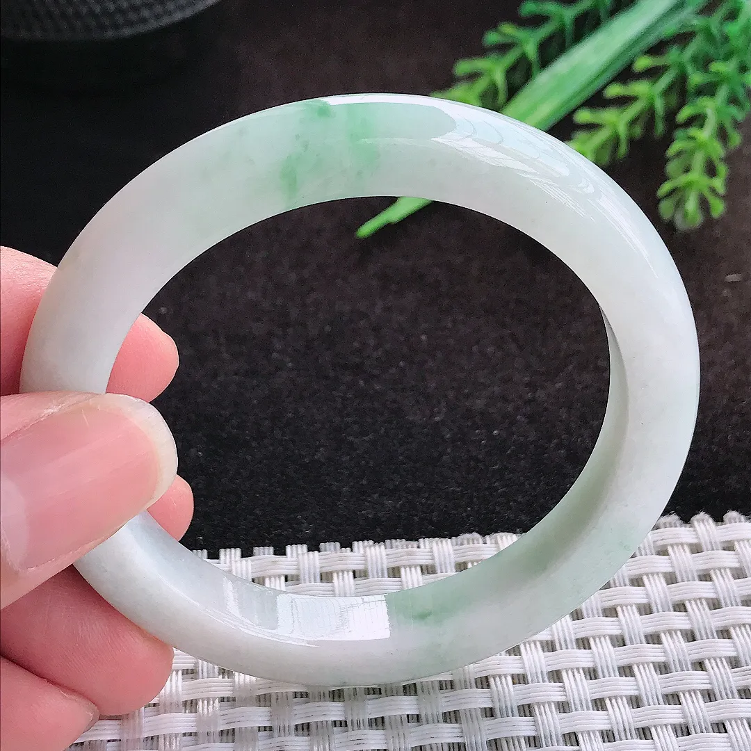 自然光52.5/8.8/8.4老坑秀气温润飘花手镯宽边翡翠玉镯美人镯