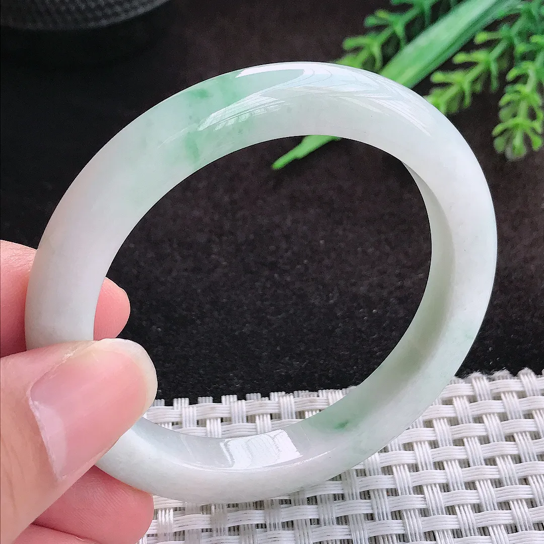 自然光52.5/8.8/8.4老坑秀气温润飘花手镯宽边翡翠玉镯美人镯