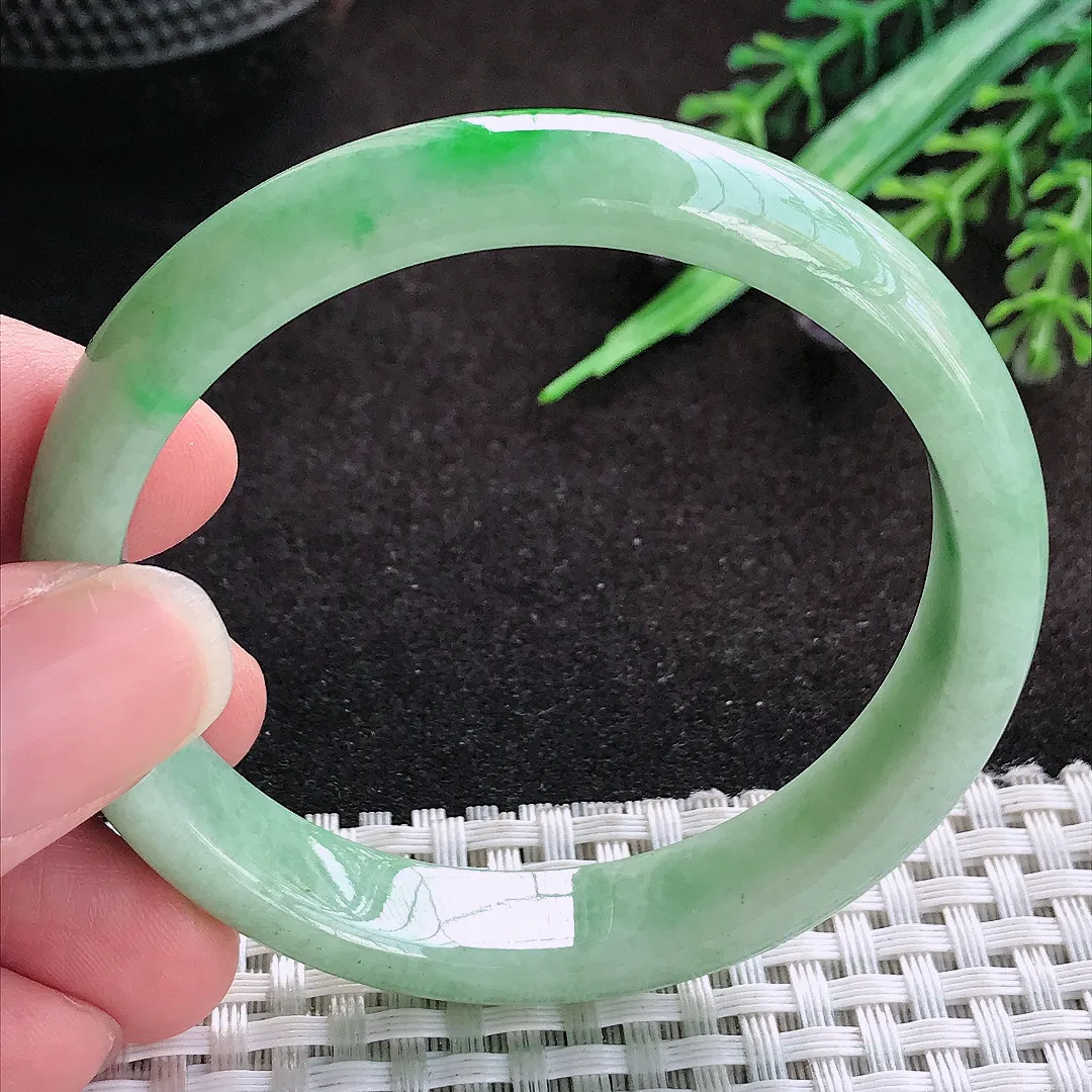 自然光53/10.6/6.5老坑精美满绿飘阳绿手镯宽边翡翠玉镯美人镯