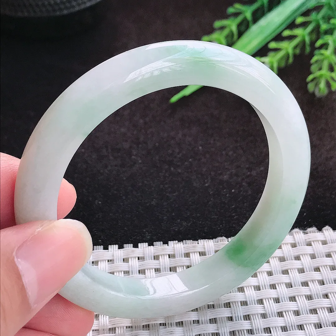自然光52.5/8.8/8.4老坑秀气温润飘花手镯宽边翡翠玉镯美人镯