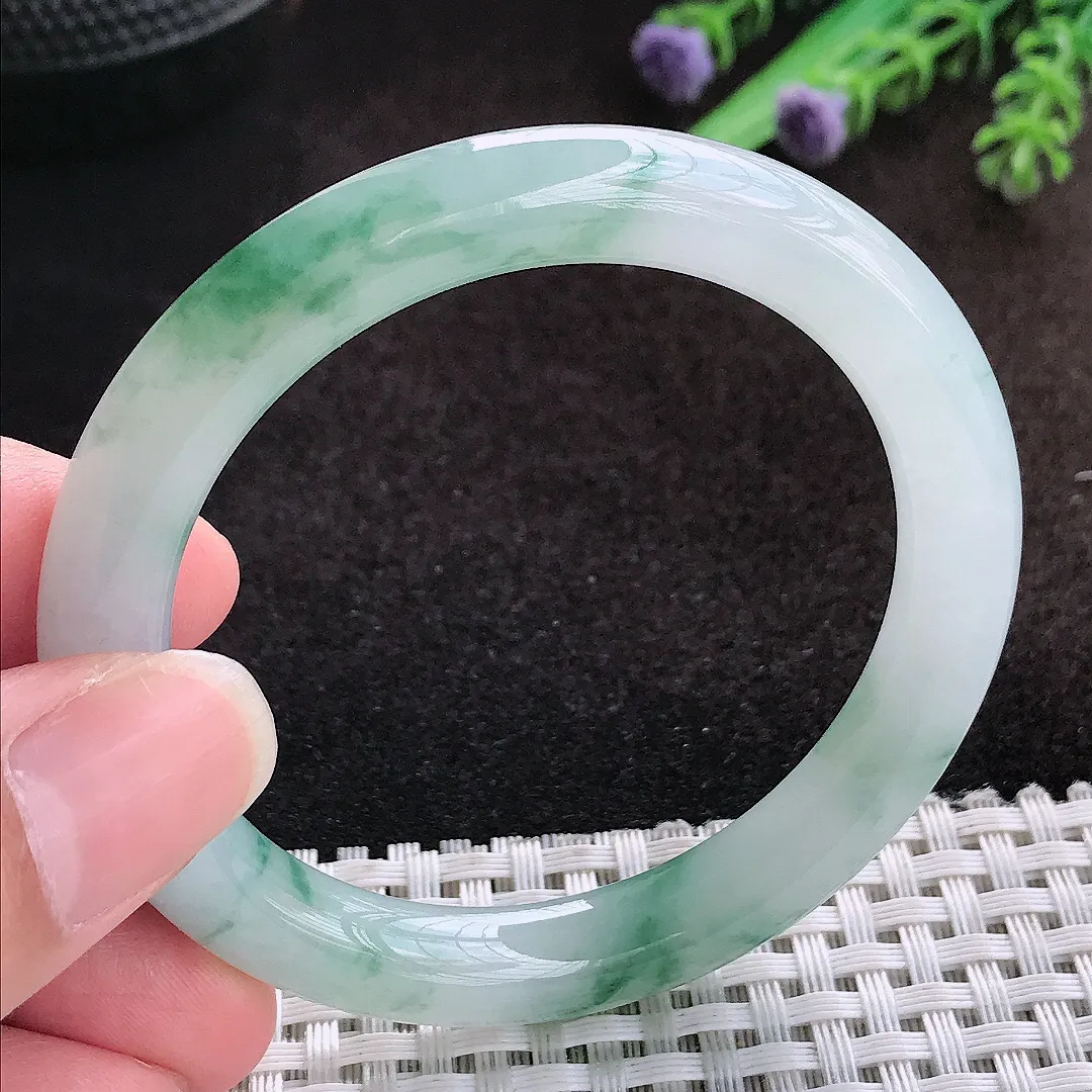 自然光51/8.6/8.7老坑冰胶水灵小圈口飘花圆条手镯宽边翡翠玉镯美人镯