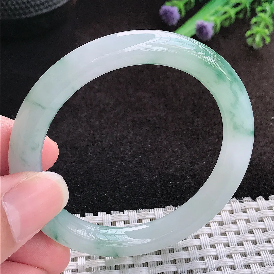 自然光51/8.6/8.7老坑冰胶水灵小圈口飘花圆条手镯宽边翡翠玉镯美人镯