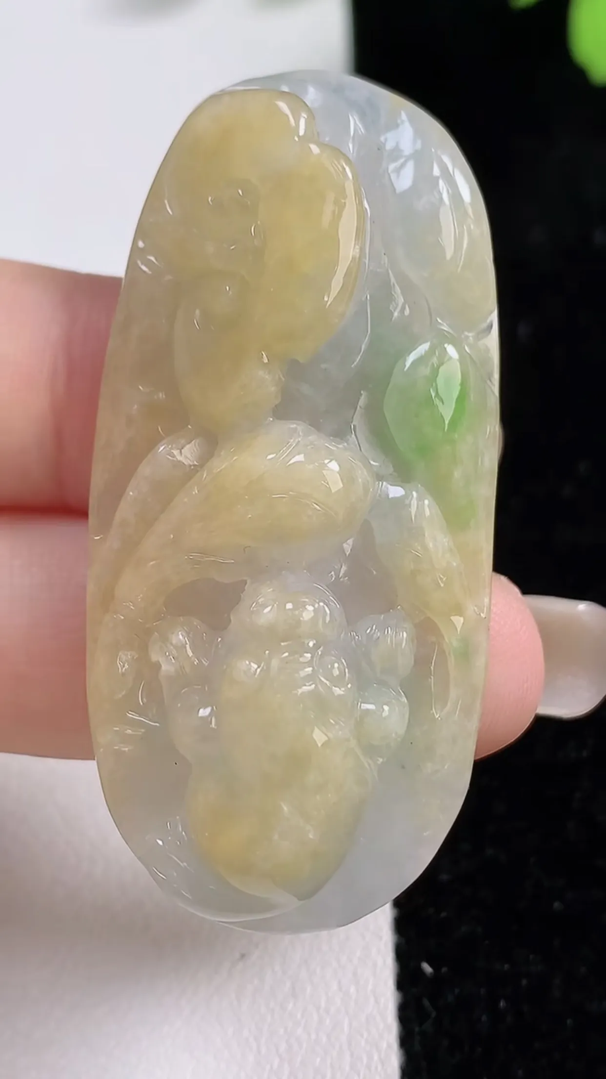 缅甸天然翡翠a货 老坑料起胶冰润  双彩黄加绿招财貔貅吊坠，尺寸52-24.5-9mm  y  17