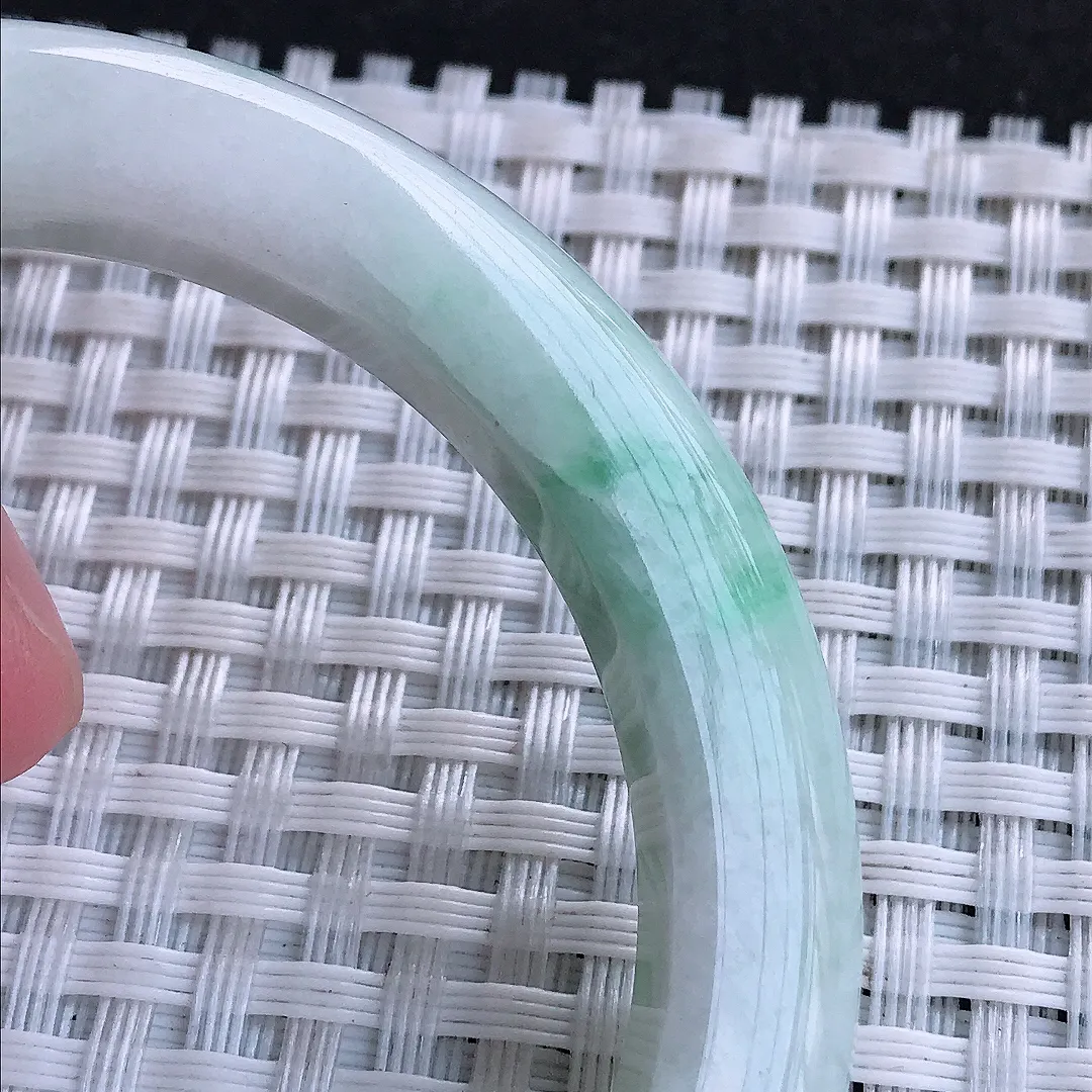 自然光52.5/8.8/8.4老坑秀气温润飘花手镯宽边翡翠玉镯美人镯