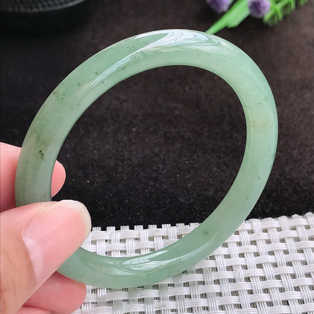 自然光54/8/8.2老坑冰胶水灵冰晴绿圆条手镯宽边翡翠玉镯美人镯