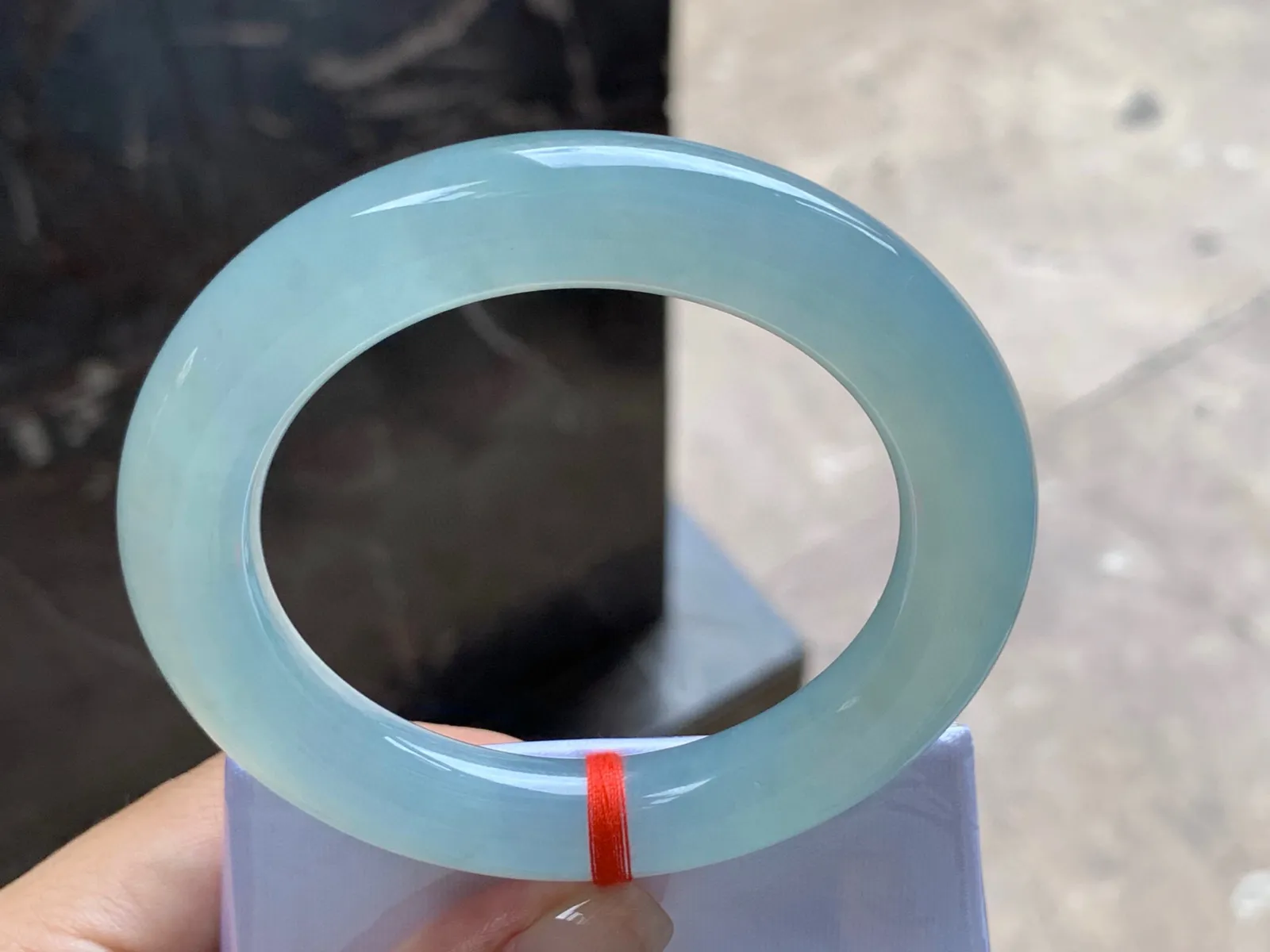 圈口：56.5-11.2mm                                                 
正圈 56 57可戴 晴水圆条
种好水佳～ 晴底浓郁🩵实物美丽 上手优秀 性价比