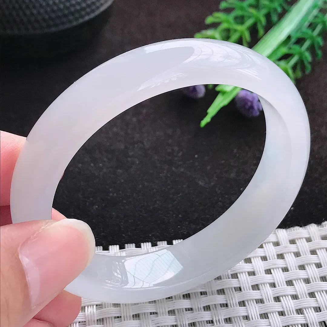 自然光54/48/13.2/7.2老坑冰胶果冻冰纯白月光贵妃手镯宽边翡翠玉镯美人镯
