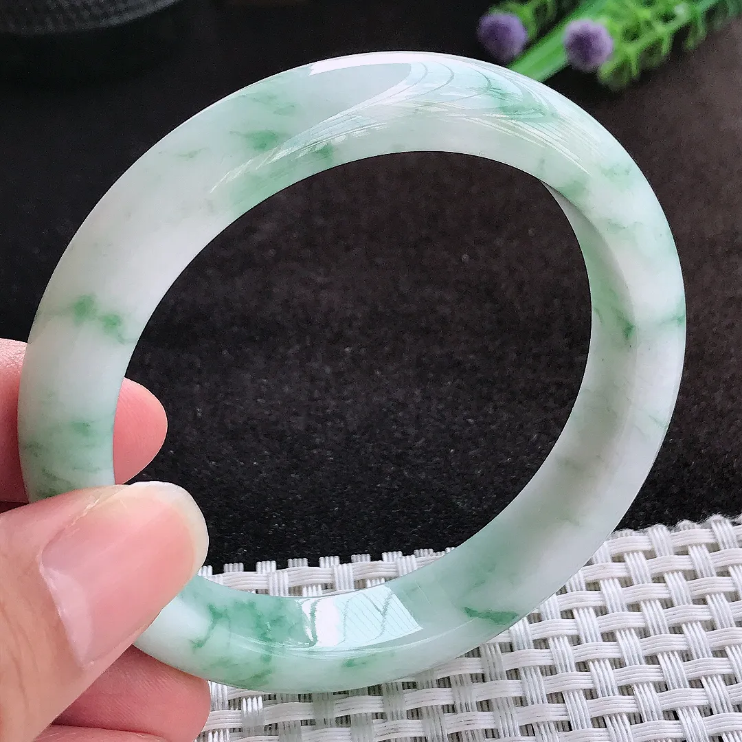 自然光59/12.6/8.5老坑精美温润飘花手镯宽边翡翠玉镯美人镯