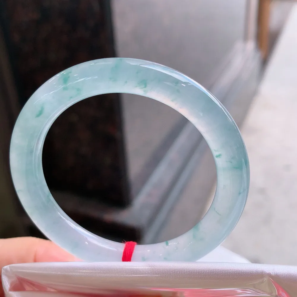 圆条冰玻飘花 无瑕 尺寸:50.5/8.3 花美 种水好️️