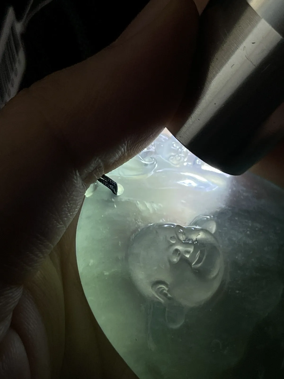 翡翠冰种淡绿色吊坠