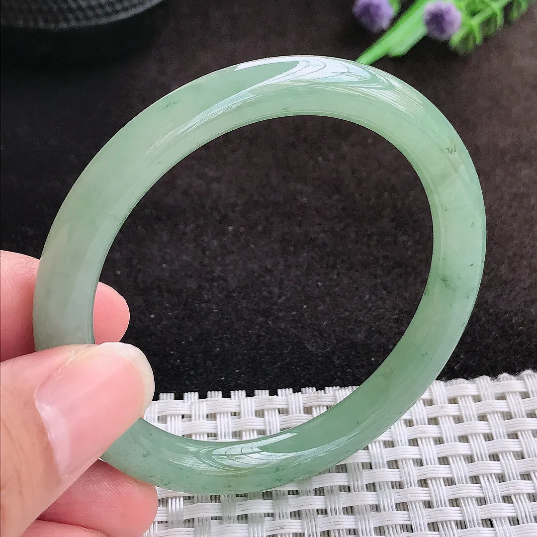 自然光54/8/8.2老坑冰胶水灵冰晴绿圆条手镯宽边翡翠玉镯美人镯