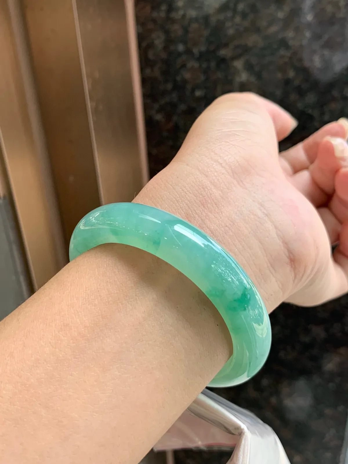𝟓𝟒#
冰飘绿花 种水佳 实物要美丽