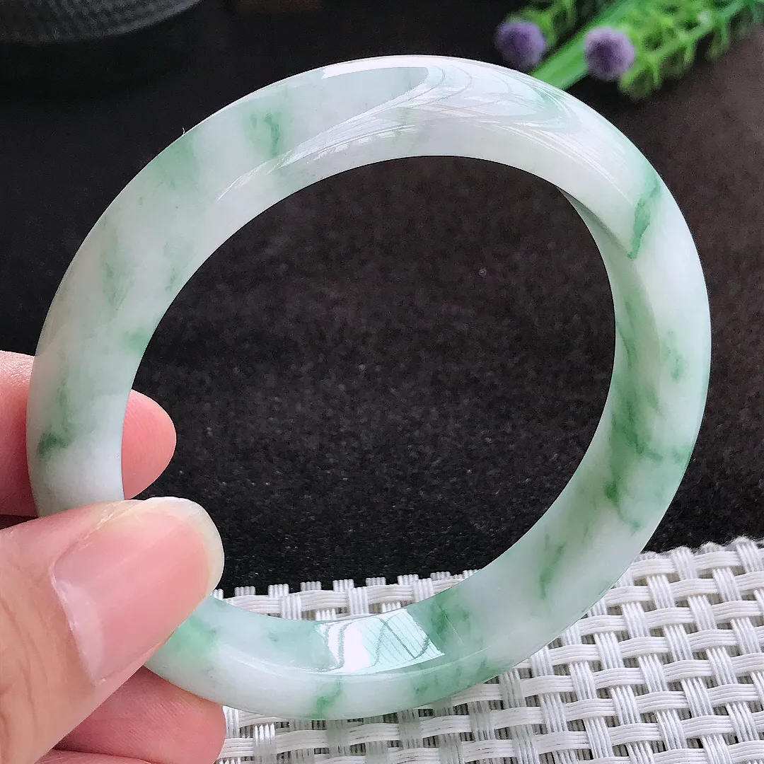 自然光59/12.6/8.5老坑精美温润飘花手镯宽边翡翠玉镯美人镯