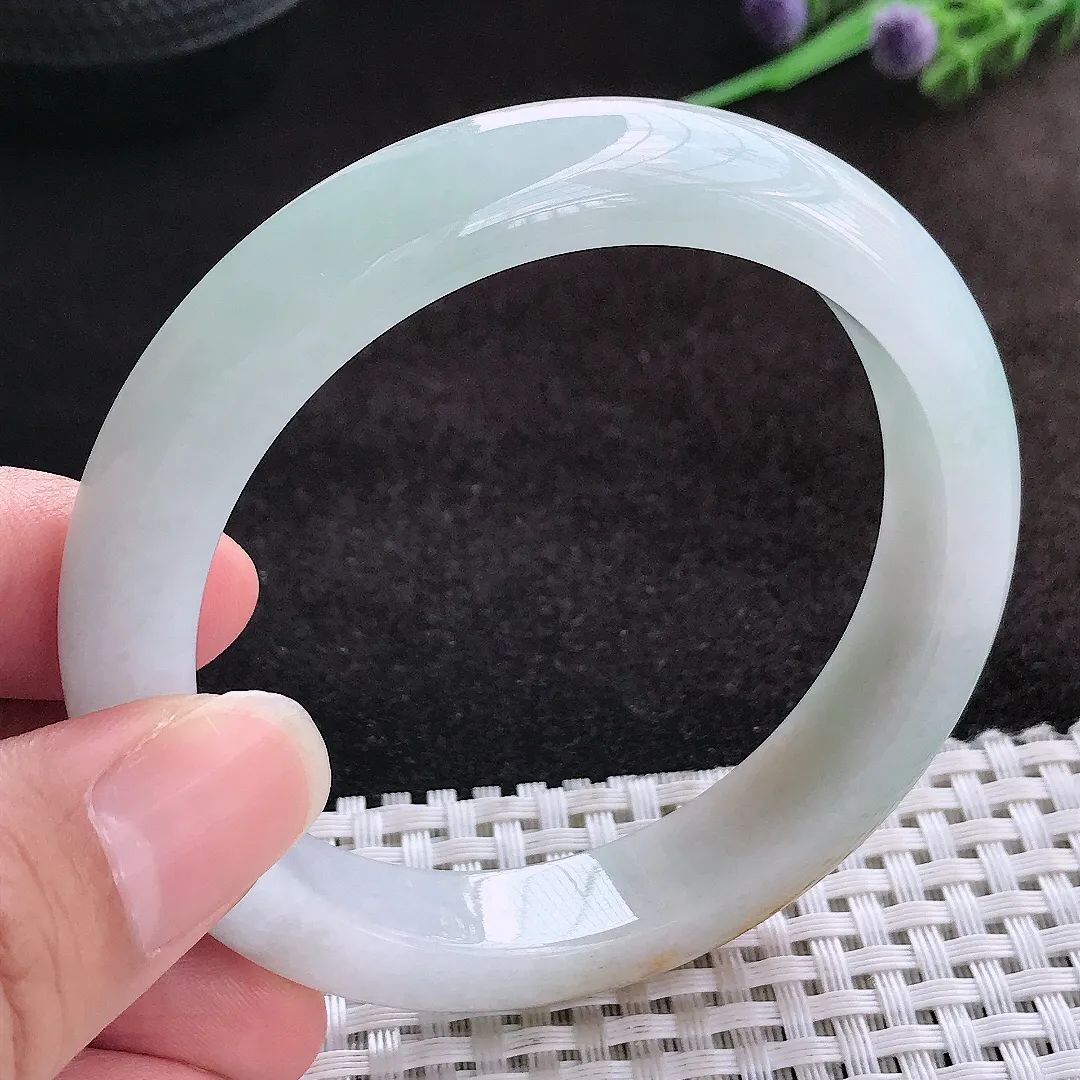 自然光57.5/12/8.7老坑精美冰润三彩飘黄翡手镯宽边翡翠玉镯美人镯