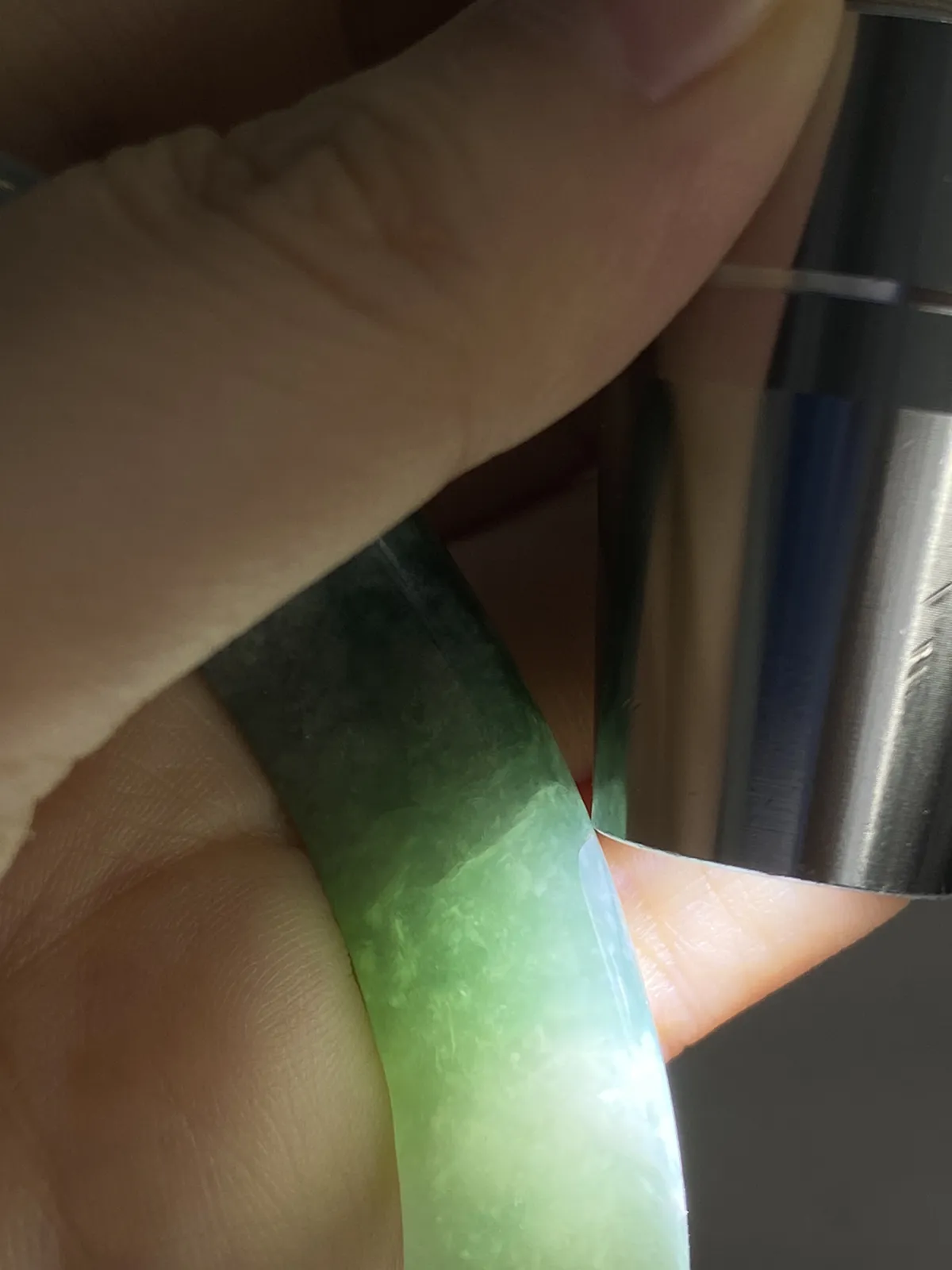 正圈53圈口，翡翠糯化种飘绿手镯