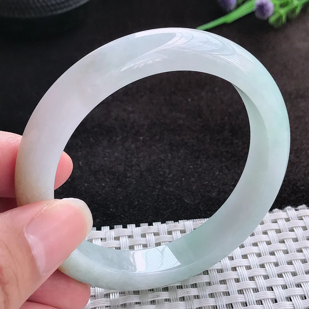 自然光57.5/12/8.7老坑精美冰润三彩飘黄翡手镯宽边翡翠玉镯美人镯