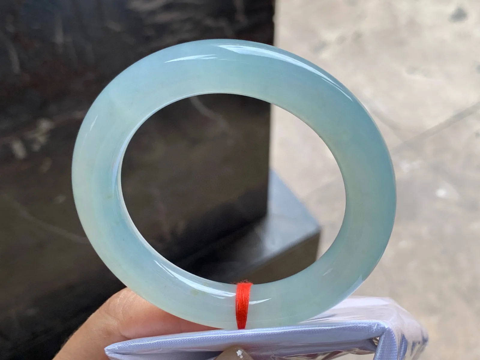 圈口：56.5-11.2mm                                                 
正圈 56 57可戴 晴水圆条
种好水佳～ 晴底浓郁🩵实物美丽 上手优秀 性价比