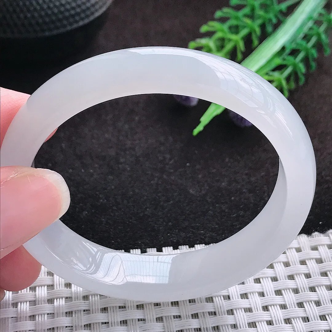 自然光54/48/13.2/7.2老坑冰胶果冻冰纯白月光贵妃手镯宽边翡翠玉镯美人镯