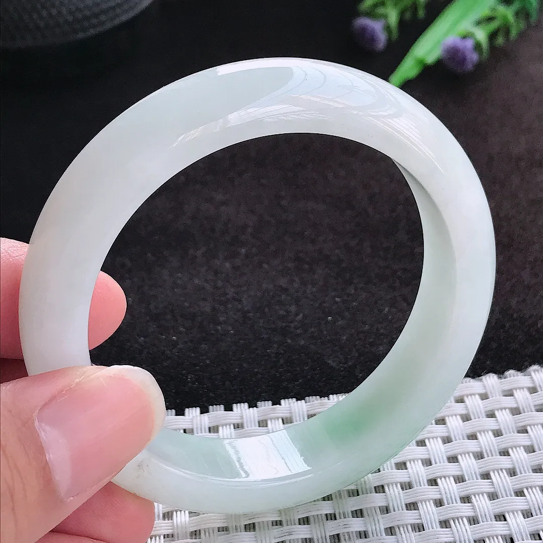 自然光53/13.2/8.3老坑秀气冰润飘花手镯宽边翡翠玉镯美人镯