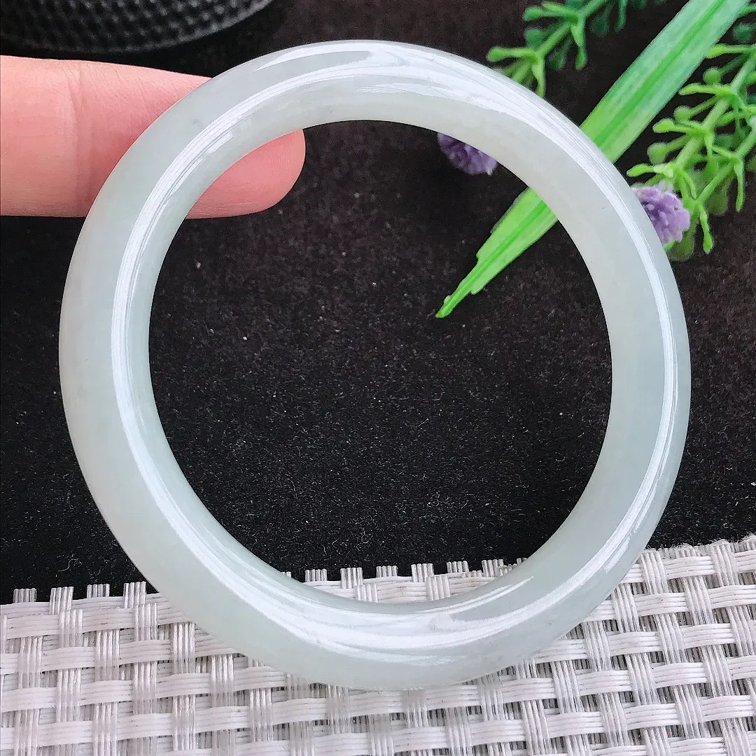 自然光54/8.8老坑冰胶水灵冰晴圆条手镯翡翠玉镯美人镯