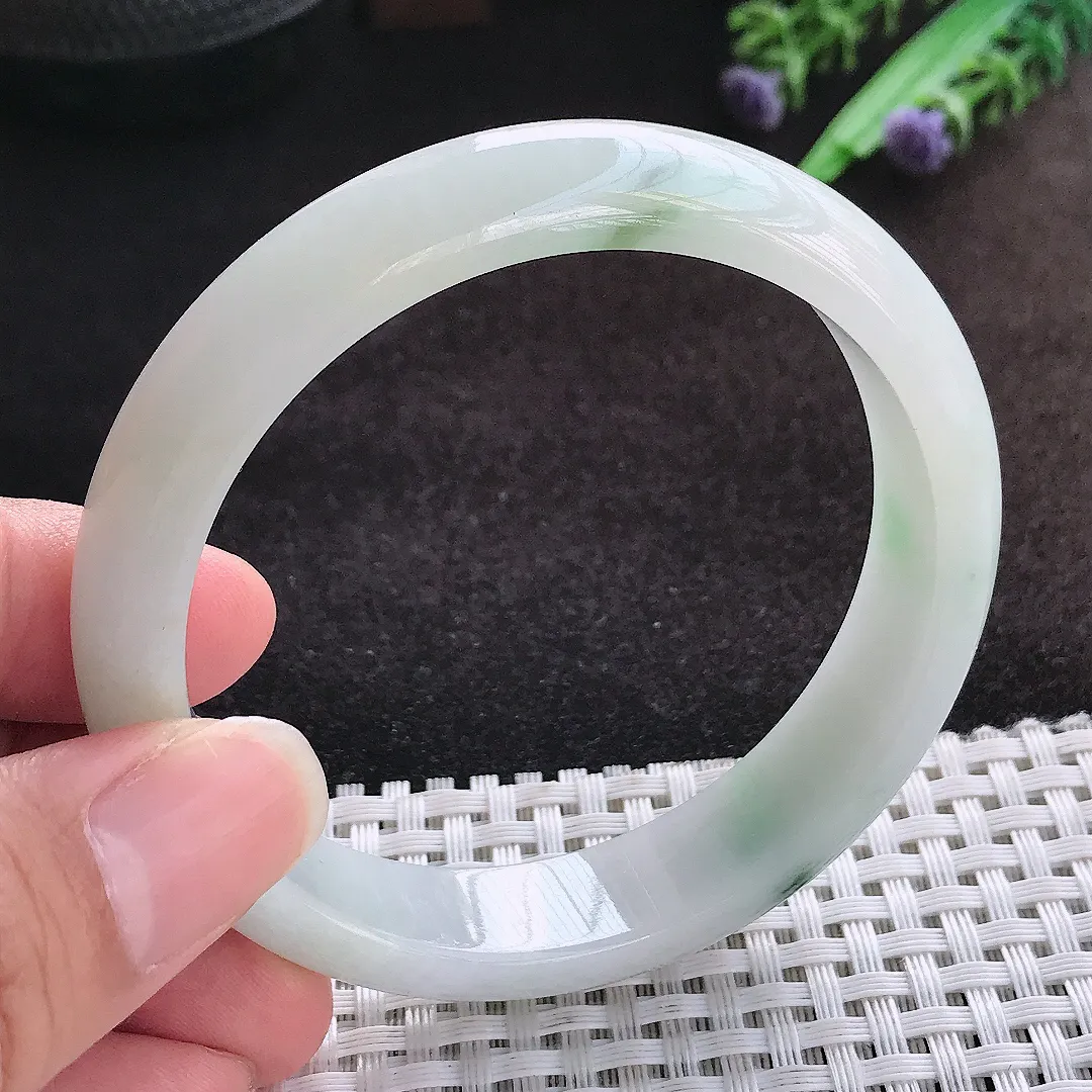 自然光57.8/13.3/7.6老坑精美温润飘花手镯宽边翡翠玉镯美人镯