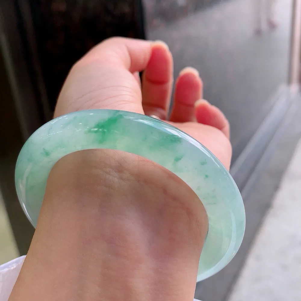 圆条高冰飘花 无瑕 尺寸:54.1/11.1 胶感十足🥰🥰