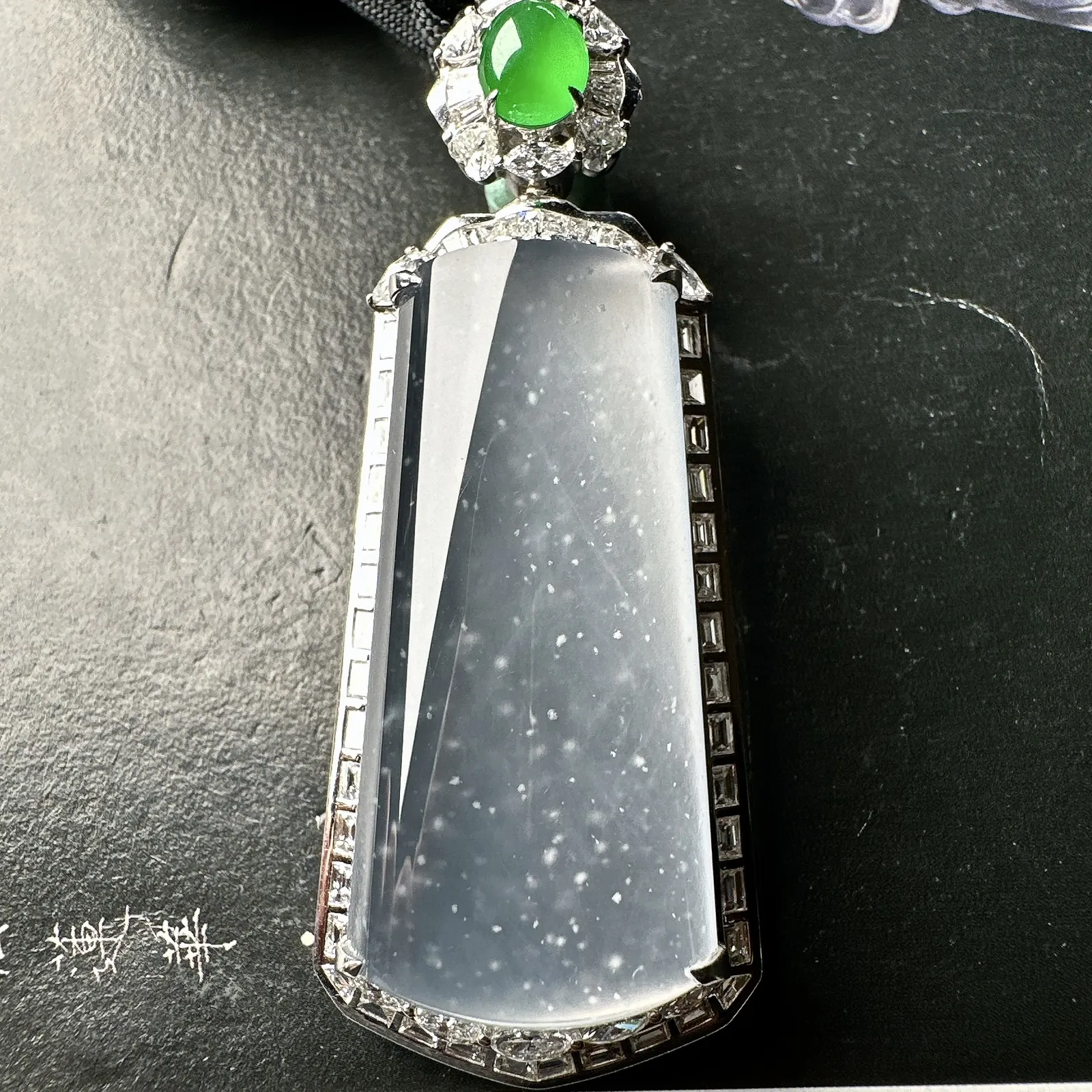 【冰种无事柱】老坑雪花棉，精品，种水上乘，通透闪亮，晶莹剔透。18K金钻镶嵌，裸石尺寸39.6*19