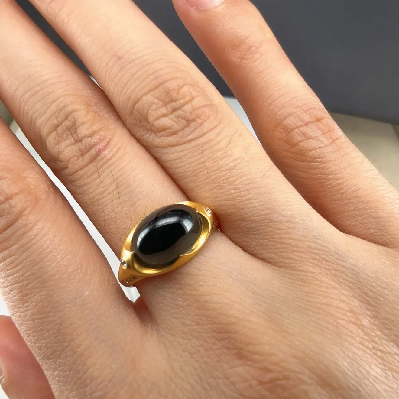 精品18k墨翠女戒 经典仿古 种好色正 简约大气 尺寸10.7