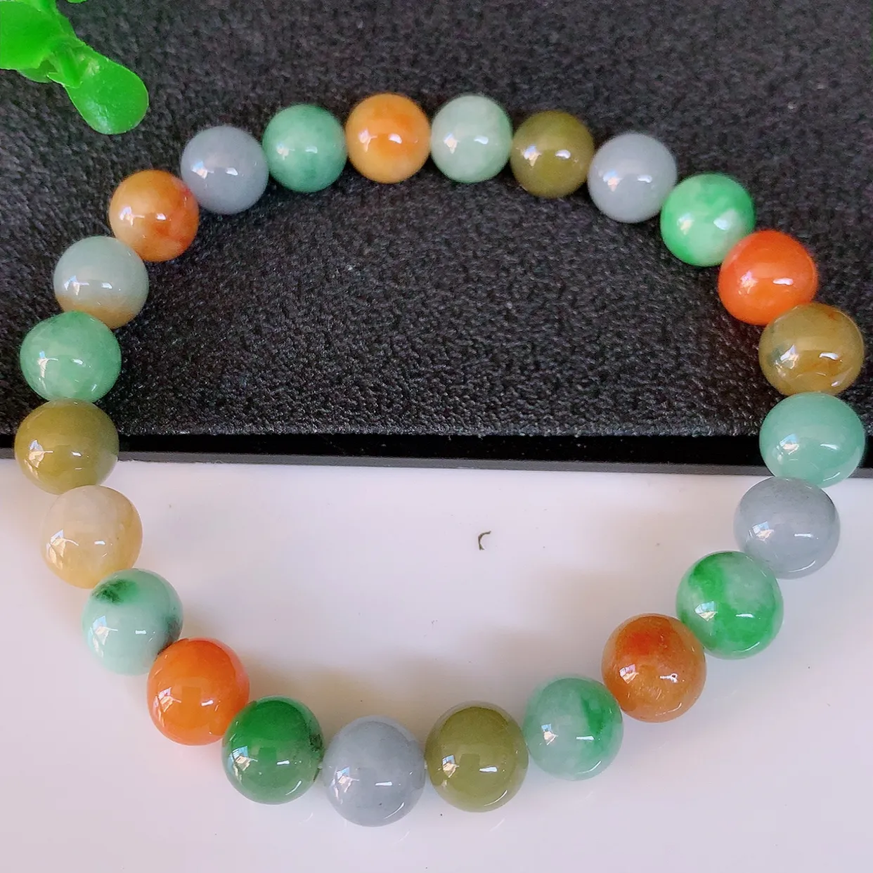 自然光实拍，冰润多宝翡翠手链，多彩翡翠手串，水润秀气，料子细腻，清爽，高档大气，自戴送礼佳品！#46.18取一尺寸7.5mm