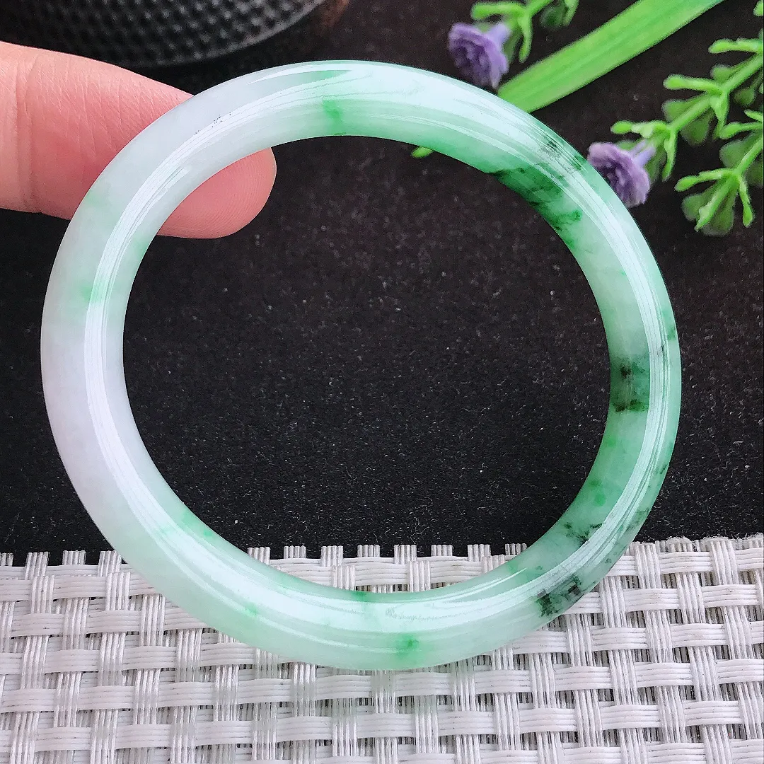 自然光52.5/46/7/7.8先圈口老坑精美飘阳绿贵妃手镯宽边翡翠玉镯美人镯