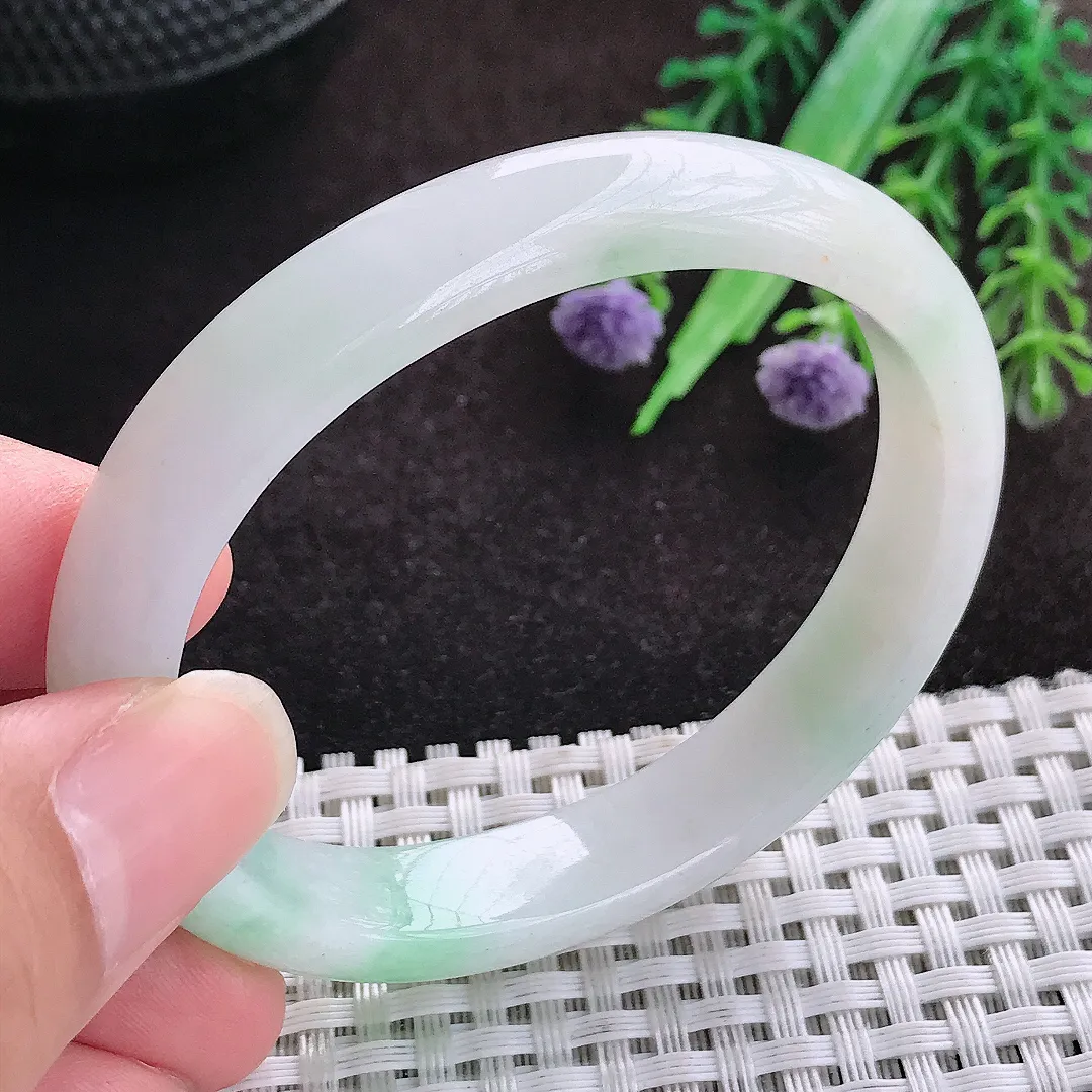 自然光54/47.5/10.7/7老坑秀气冰润贵妃手镯宽边翡翠玉镯美人镯