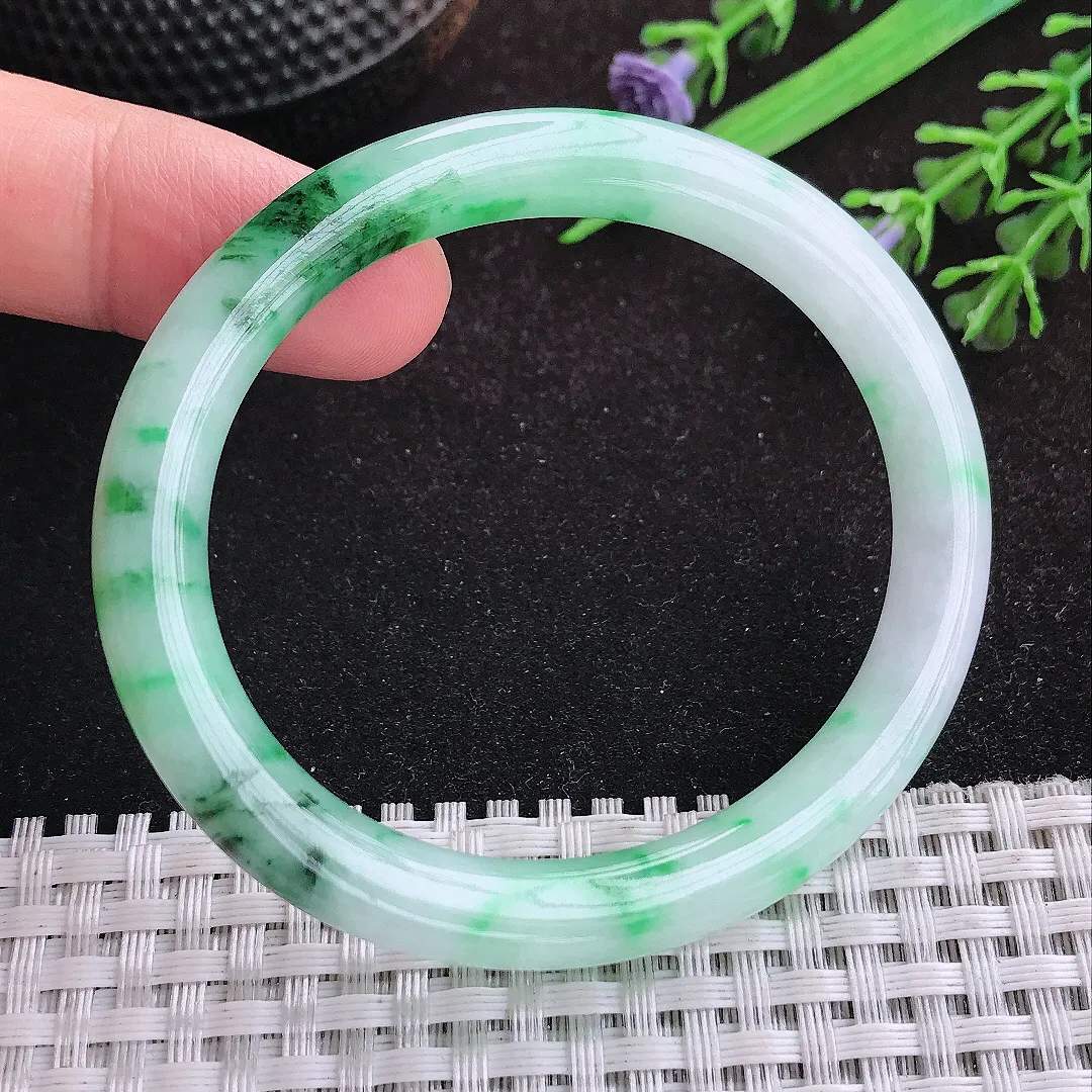 自然光52.5/46/7/7.8先圈口老坑精美飘阳绿贵妃手镯宽边翡翠玉镯美人镯