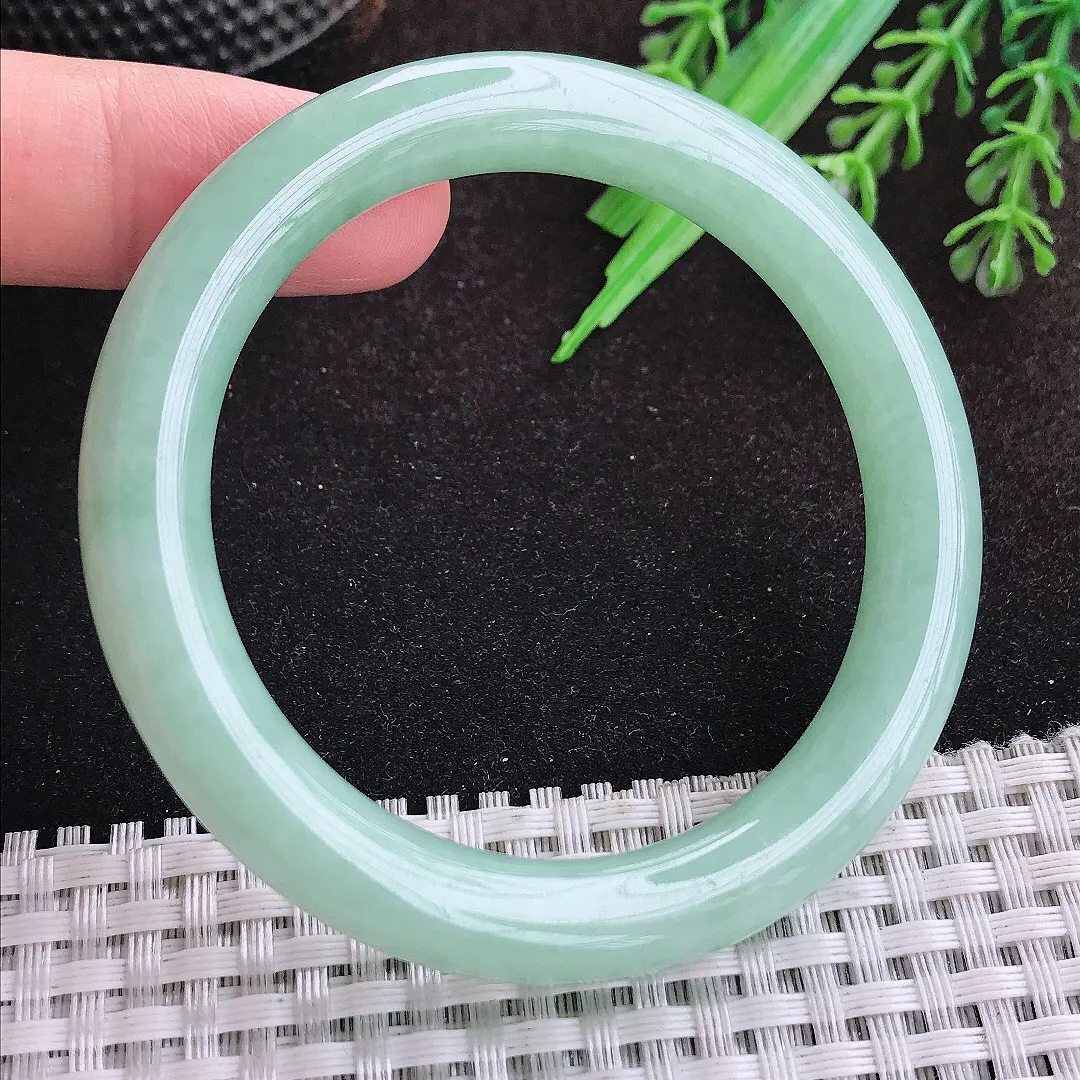 自然光52/8.9/9老坑秀气冰润冰晴绿圆条手镯宽边翡翠玉镯美人镯