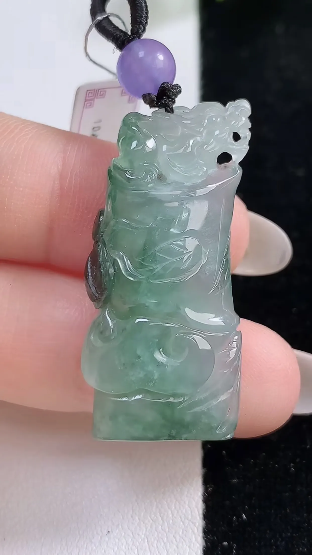 缅甸天然翡翠a货 老坑料起胶冰种 飘绿节节高升 竹节吊坠，尺寸36-16.5-7.5mm  y 8.55