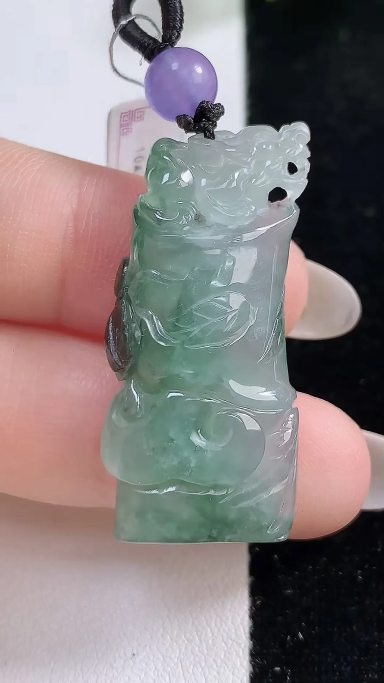 缅甸天然翡翠a货 老坑料起胶冰种 飘绿节节高升 竹节吊坠，尺寸36-16.5-7.5mm  y 8.55