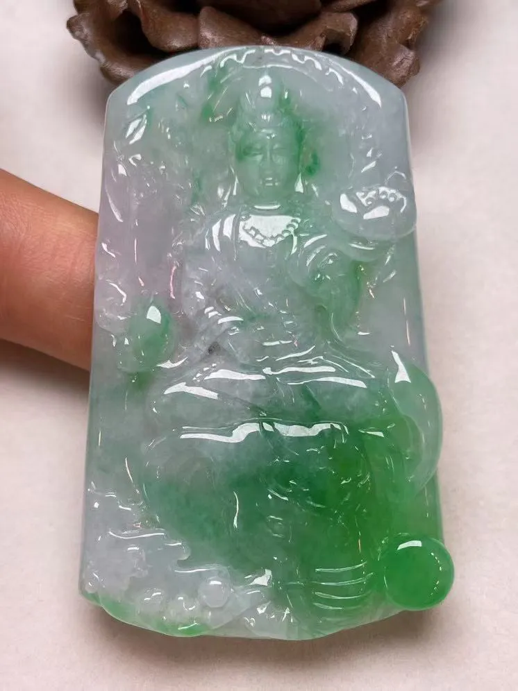 冰糯种飘绿【普贤菩萨】吊坠，种水好，玉质细腻 ，卖相好