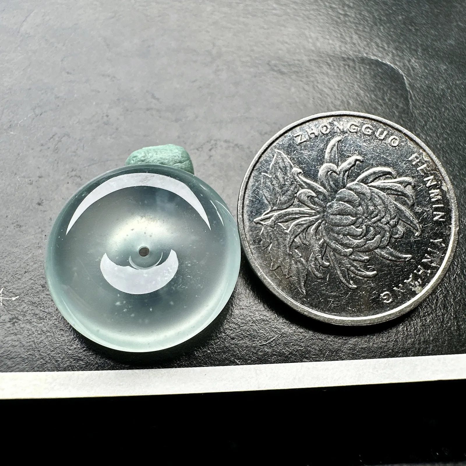 【冰种平安扣】老坑雪花棉料子，质地非常细腻，冰润十足，种老冰透，收藏品质。