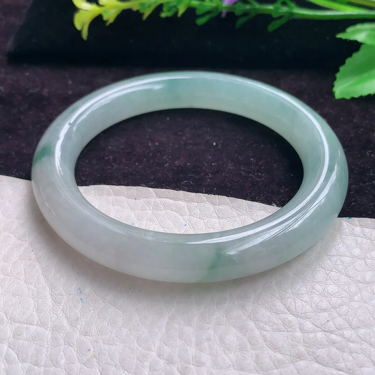 xh实拍54*9.6美人镯 缅甸A货翡翠手镯飘花圆条玉镯子 玉手环