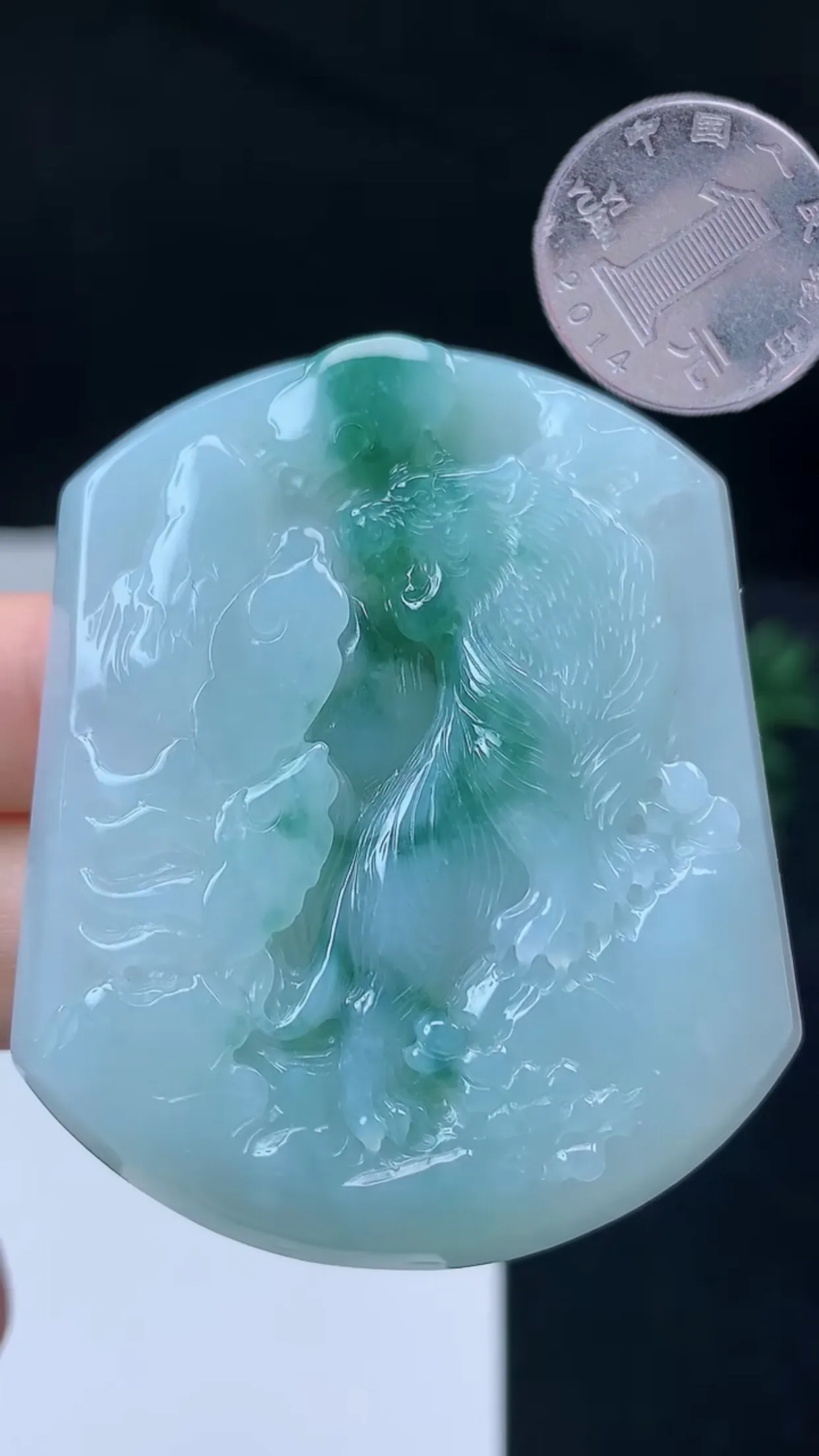 缅甸天然翡翠a货 老坑料起胶冰润 飘花生肖虎吊坠，尺寸53.9-44.5-6mm  y  33.00