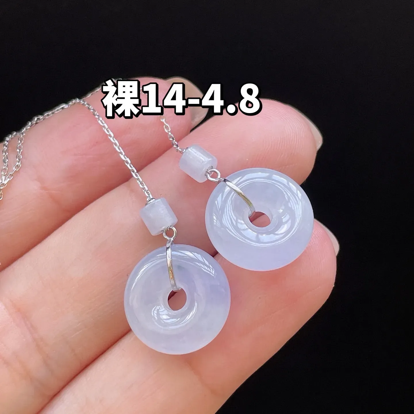 18K 冰种紫罗兰·甜甜圈耳坠

裸14-4.8