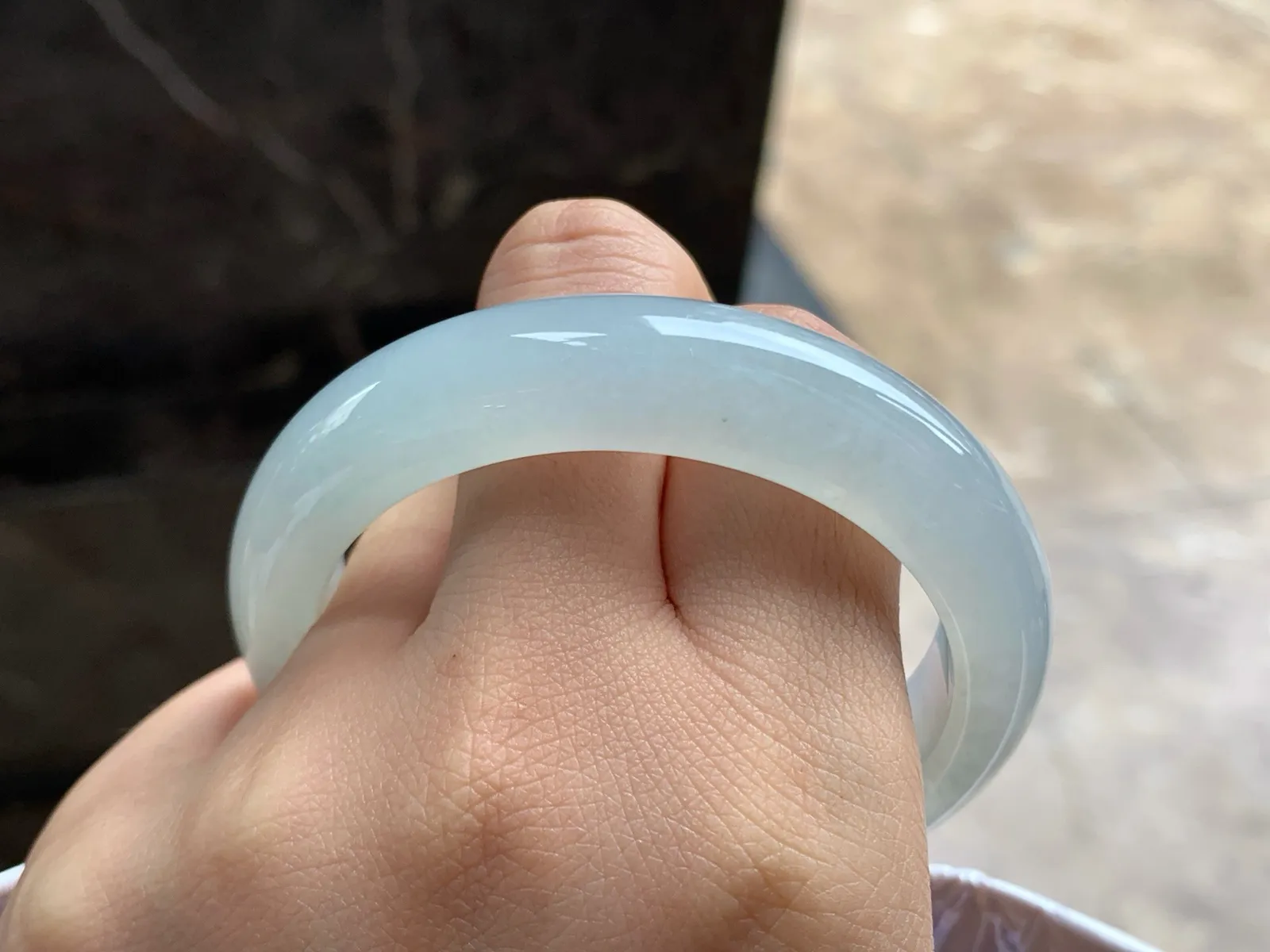 52-12.5-8.2

冰种手镯^_^清新细腻