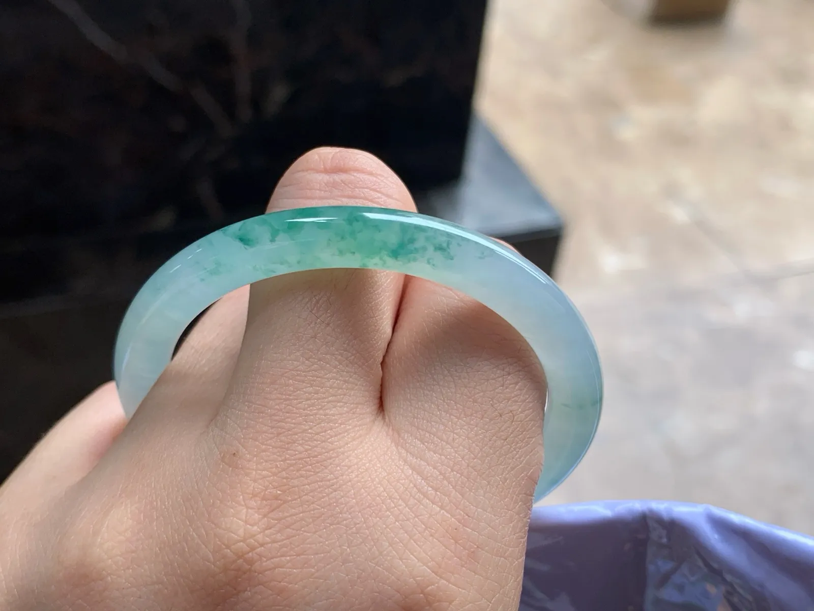 51.5-7.1

冰飘花细条^_^冰透清新
