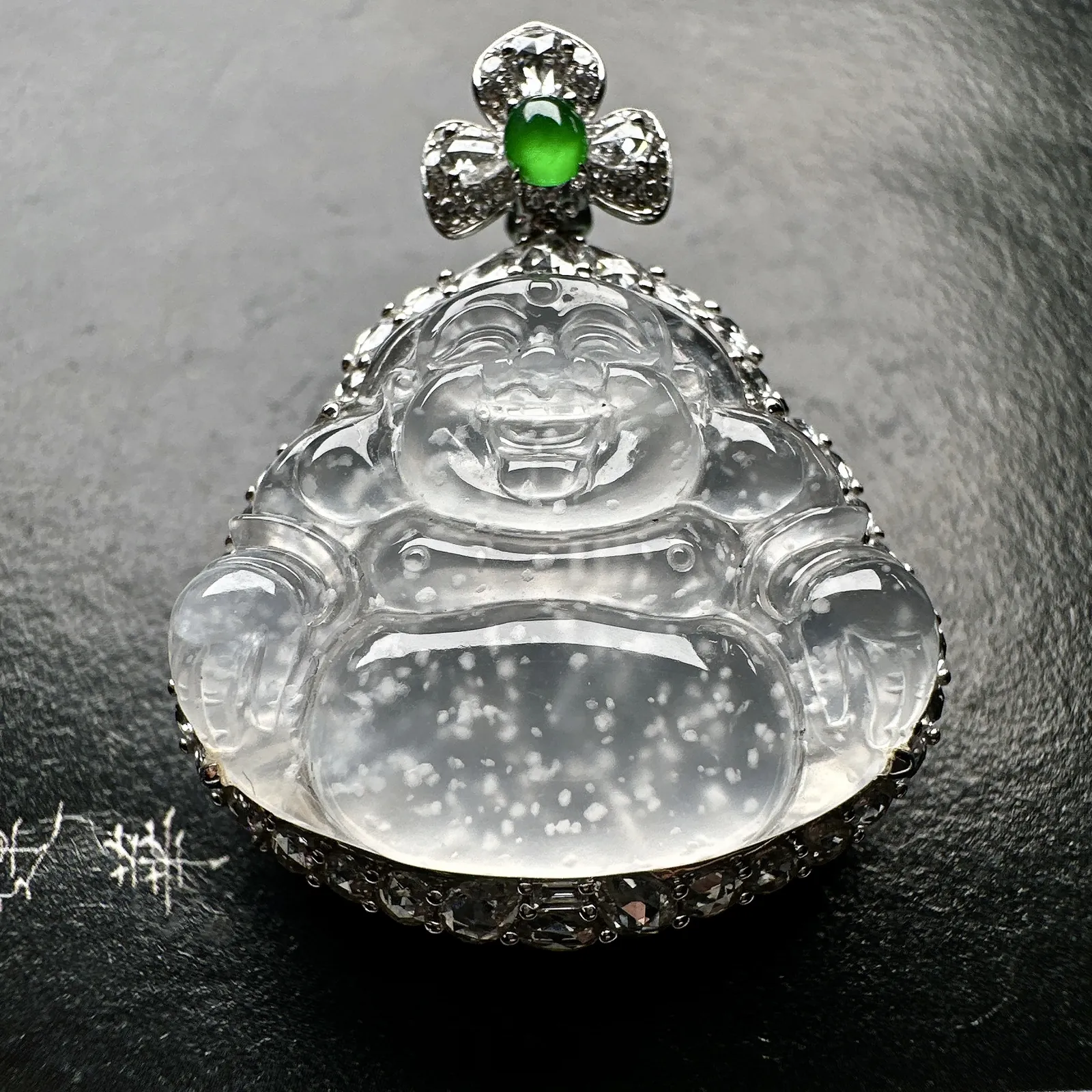 【玻璃种佛公吊坠】老坑木那雪花棉，精品，起钢光，种地上乘，冰感十足，通透起光，饱满圆润，18k金钻镶
