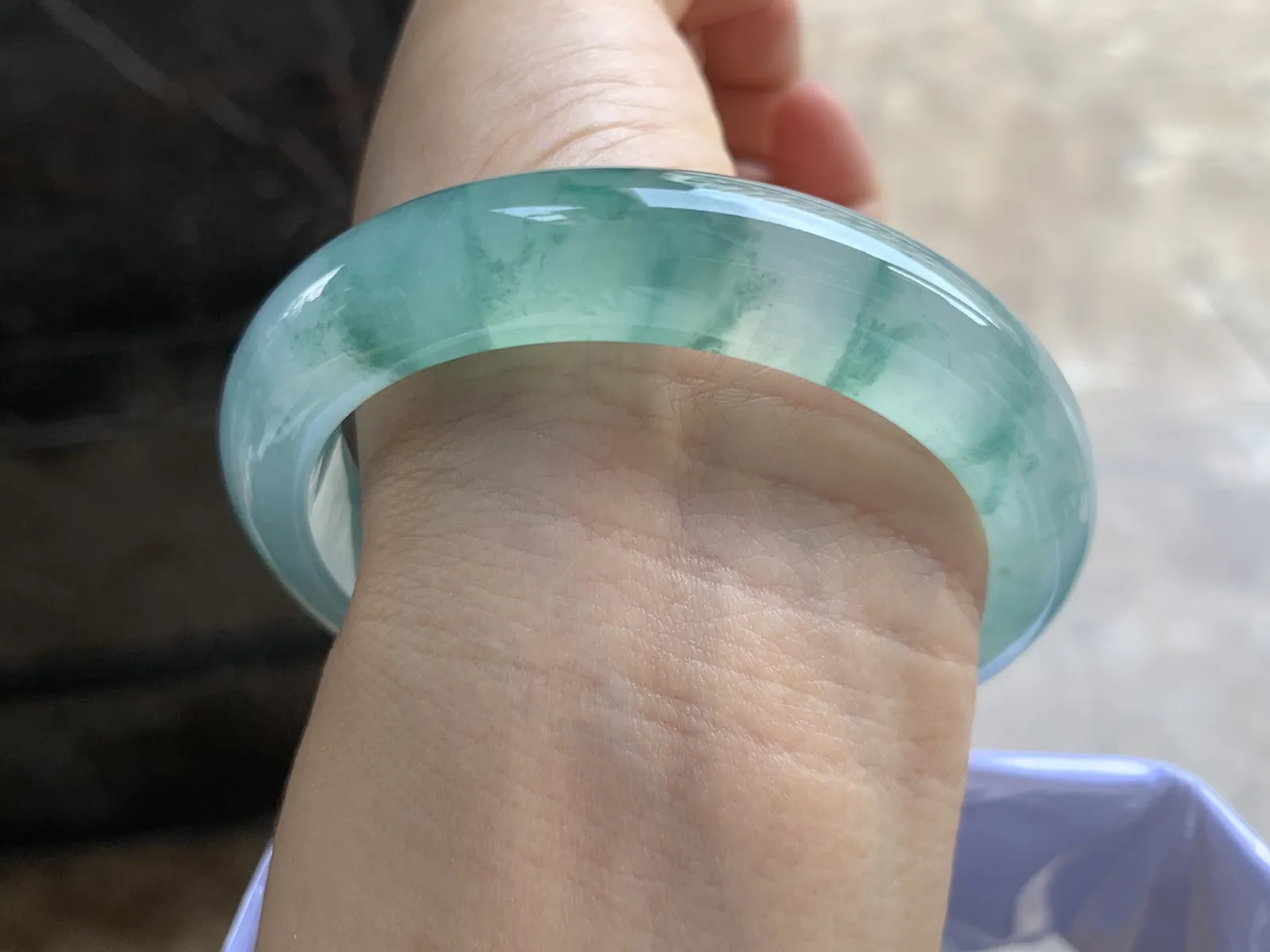 58-13-9mm
冰种飘花手镯 水润冰透