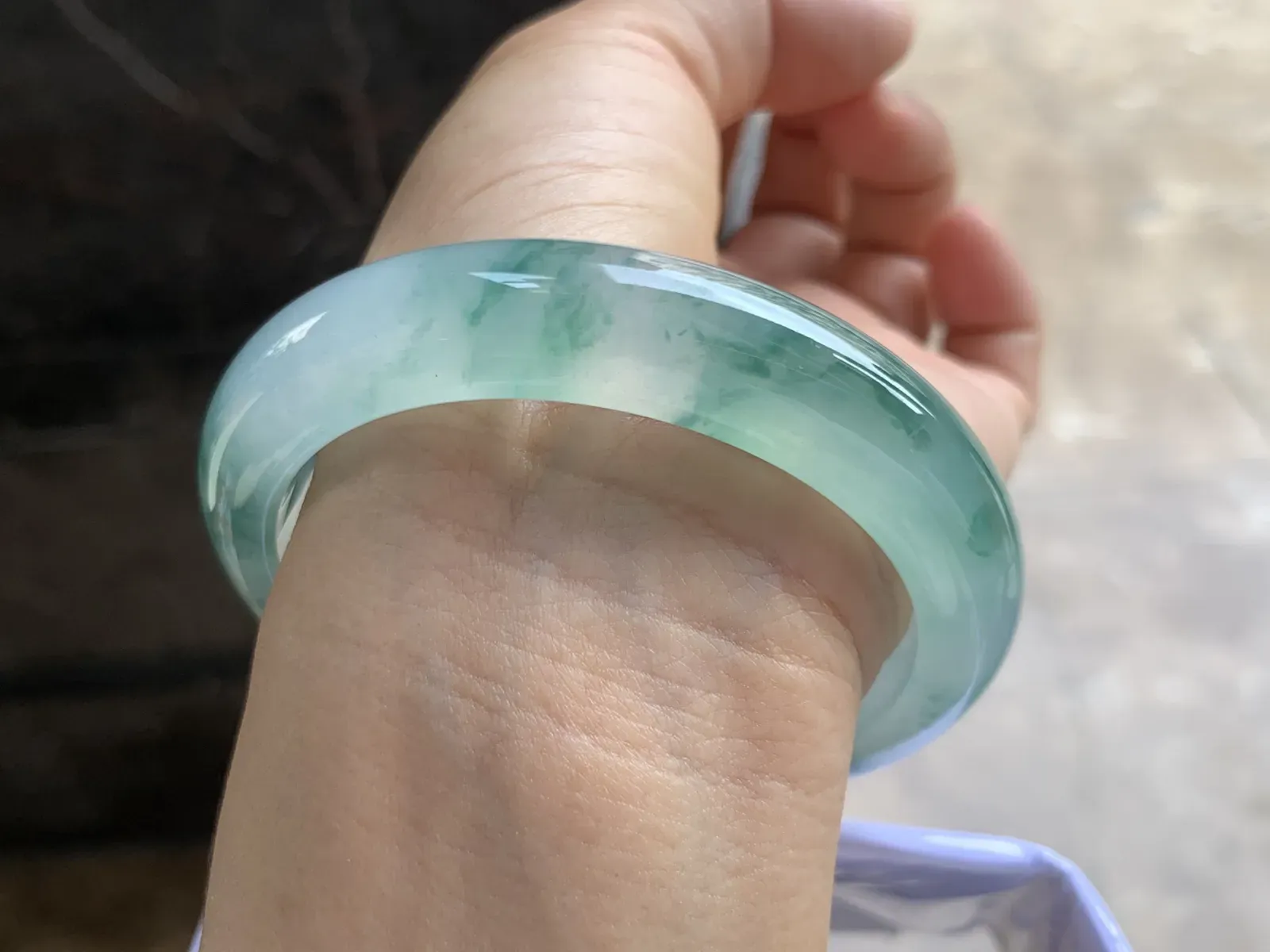 58-13-9mm
冰种飘花手镯 水润冰透