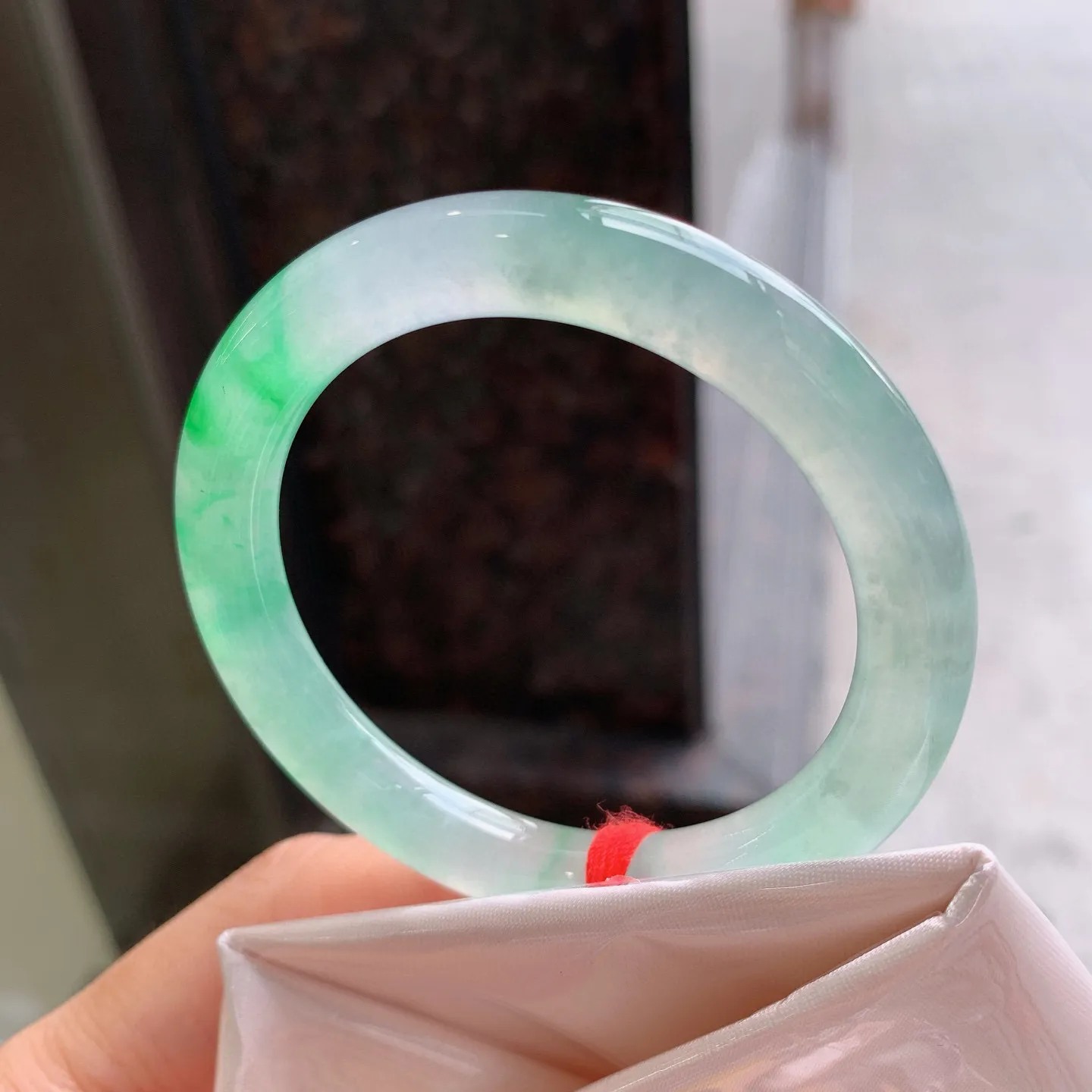 圆条冰飘绿 尺寸：50/8.5mm