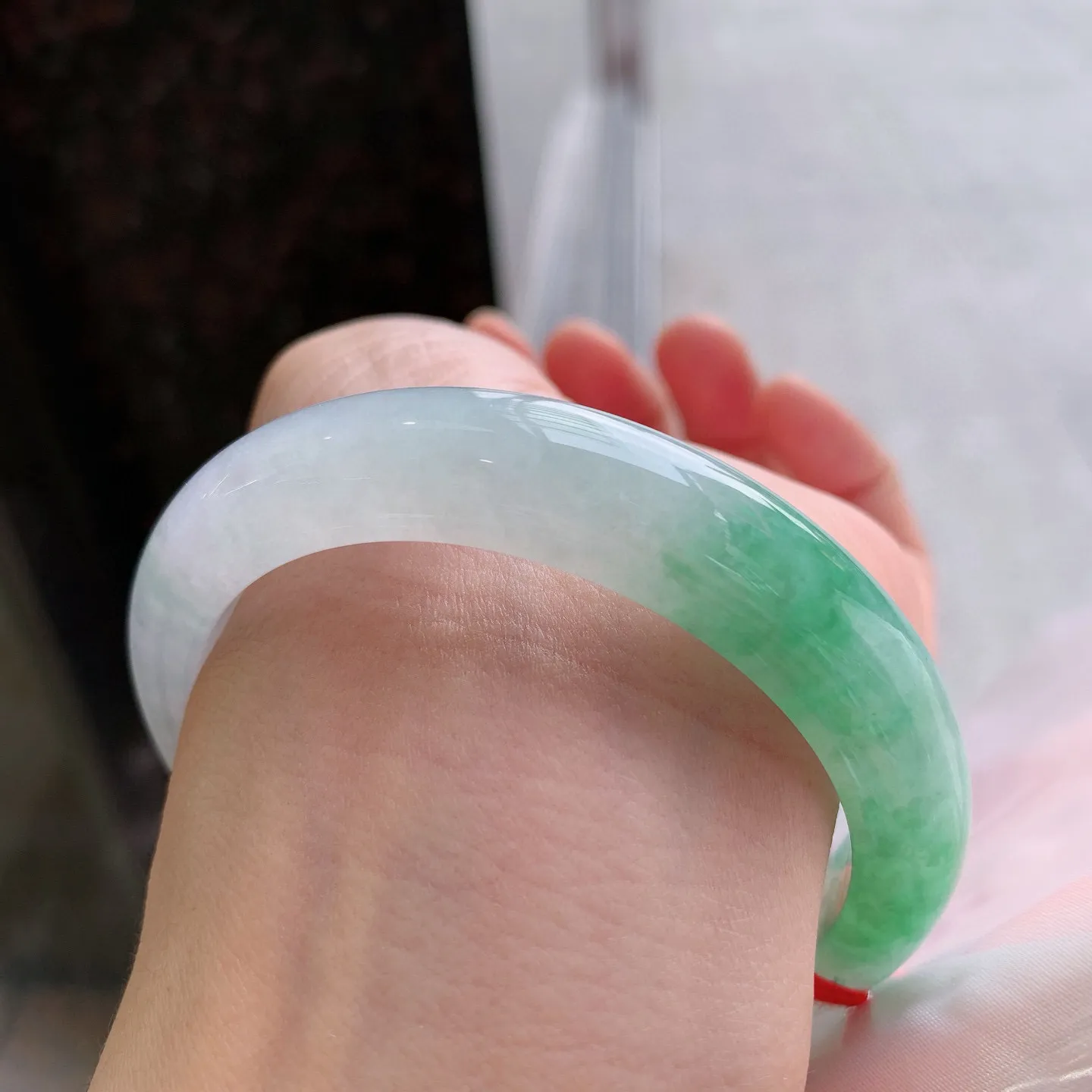 正圈飘绿 尺寸：59.5/12.3/9mm