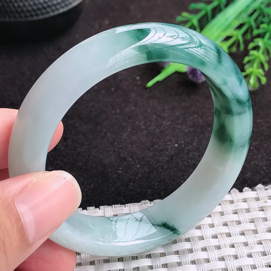 自然光53/14/8.2老坑精美温润飘花手镯翡翠玉镯美人镯